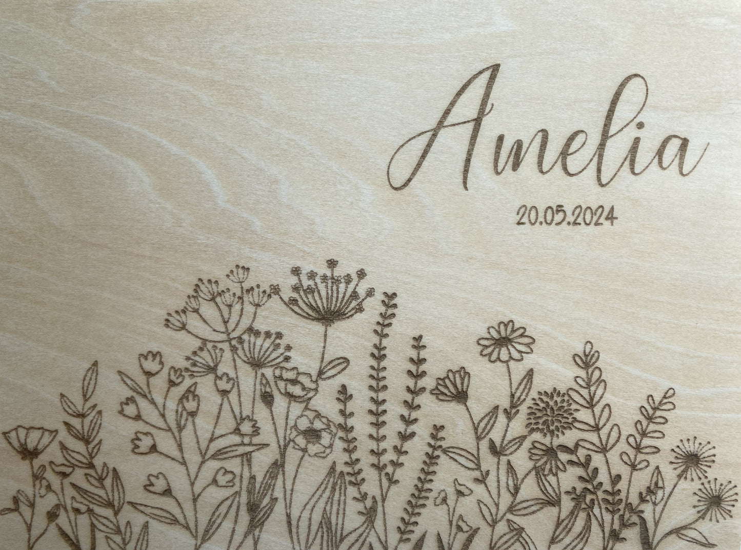 Wooden Memory Boxes to Celebrate New Arrivals