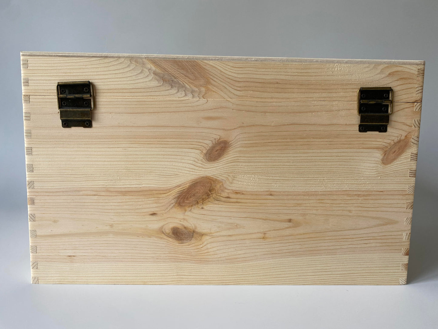 Wooden Memory Boxes to Celebrate New Arrivals