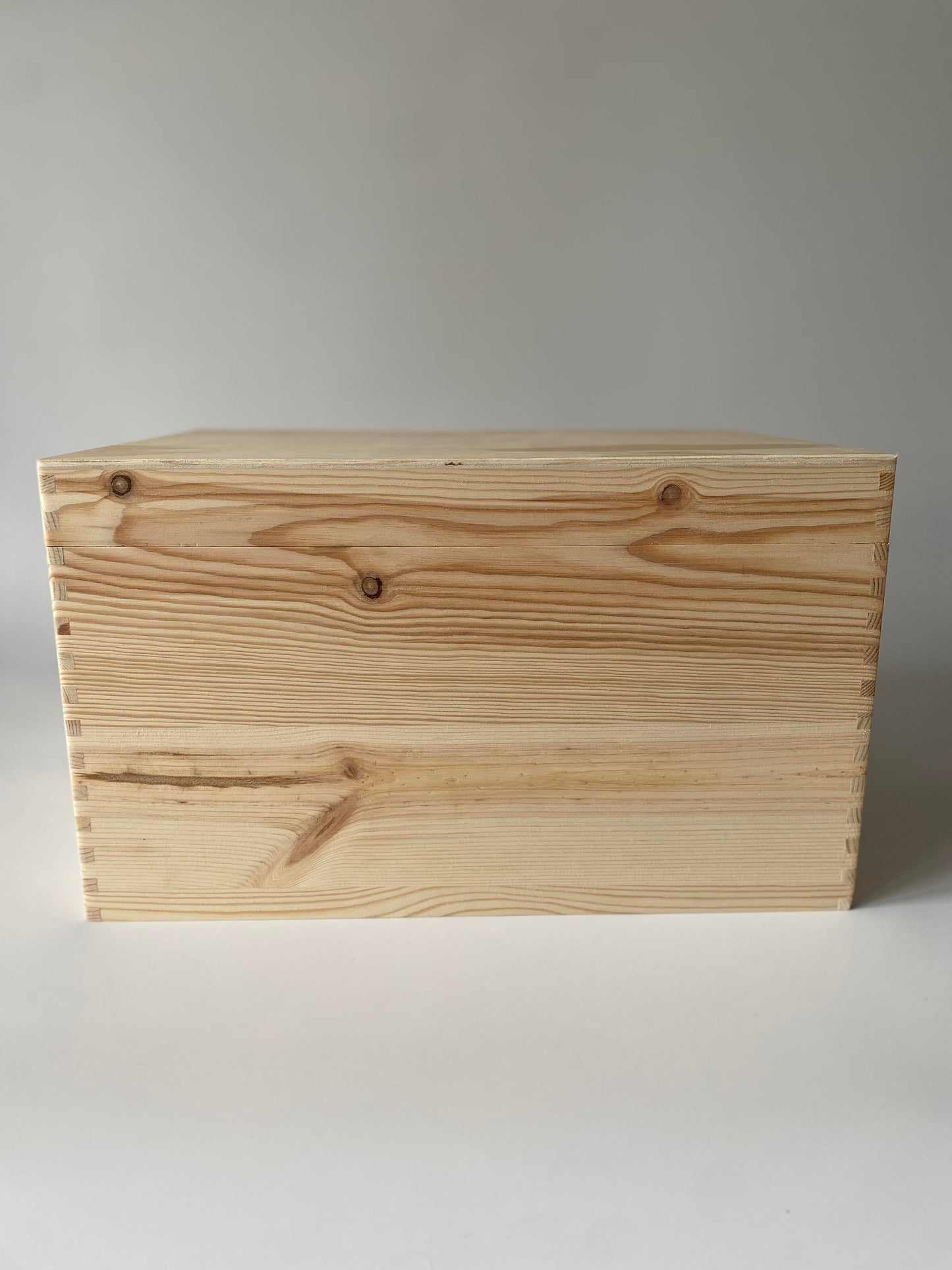 Wooden Memory Boxes to Celebrate New Arrivals